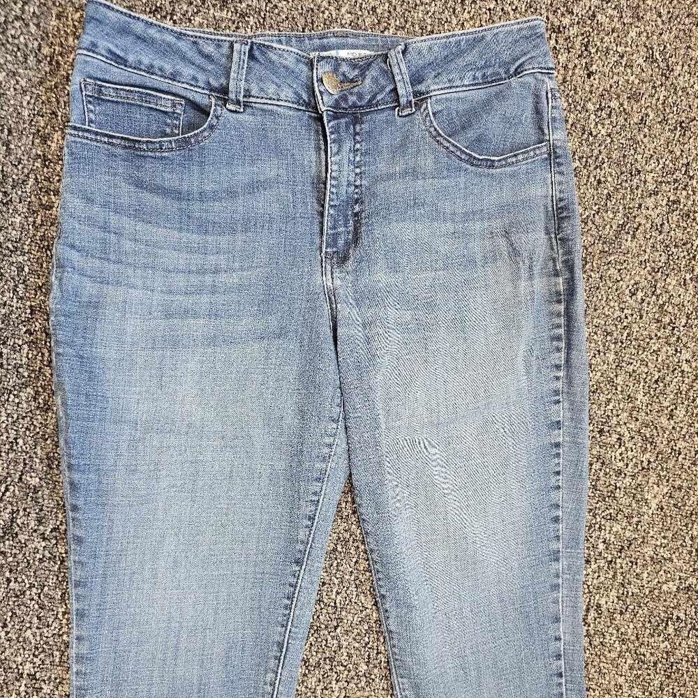 Lee Riders Mid Rise Capris- Sz 10/M